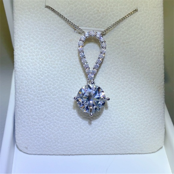 5 Carat Moissanite 925 Sterling Silver Teardrop Necklace - Picture 3 of 5